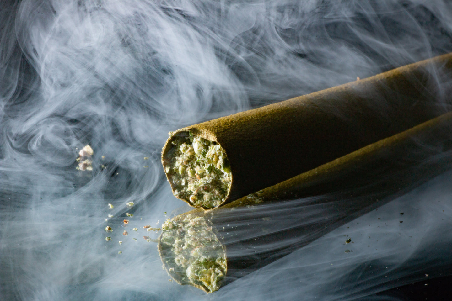 how to use tobacco leaves rolled tobacco leaves we use to buy when we could not afford cigs : r/HelpMeFind